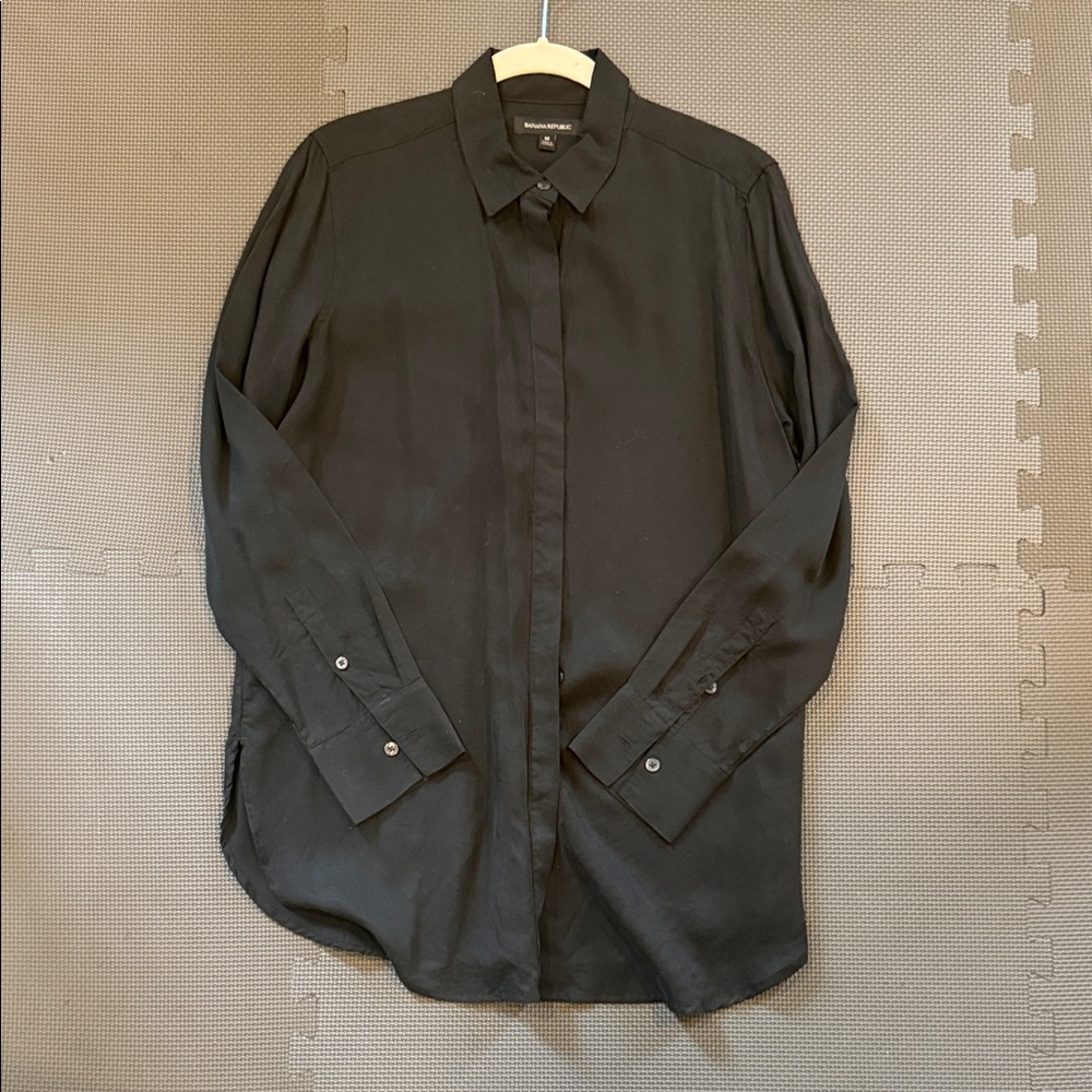 Banana Republic Black Button Down Shirt